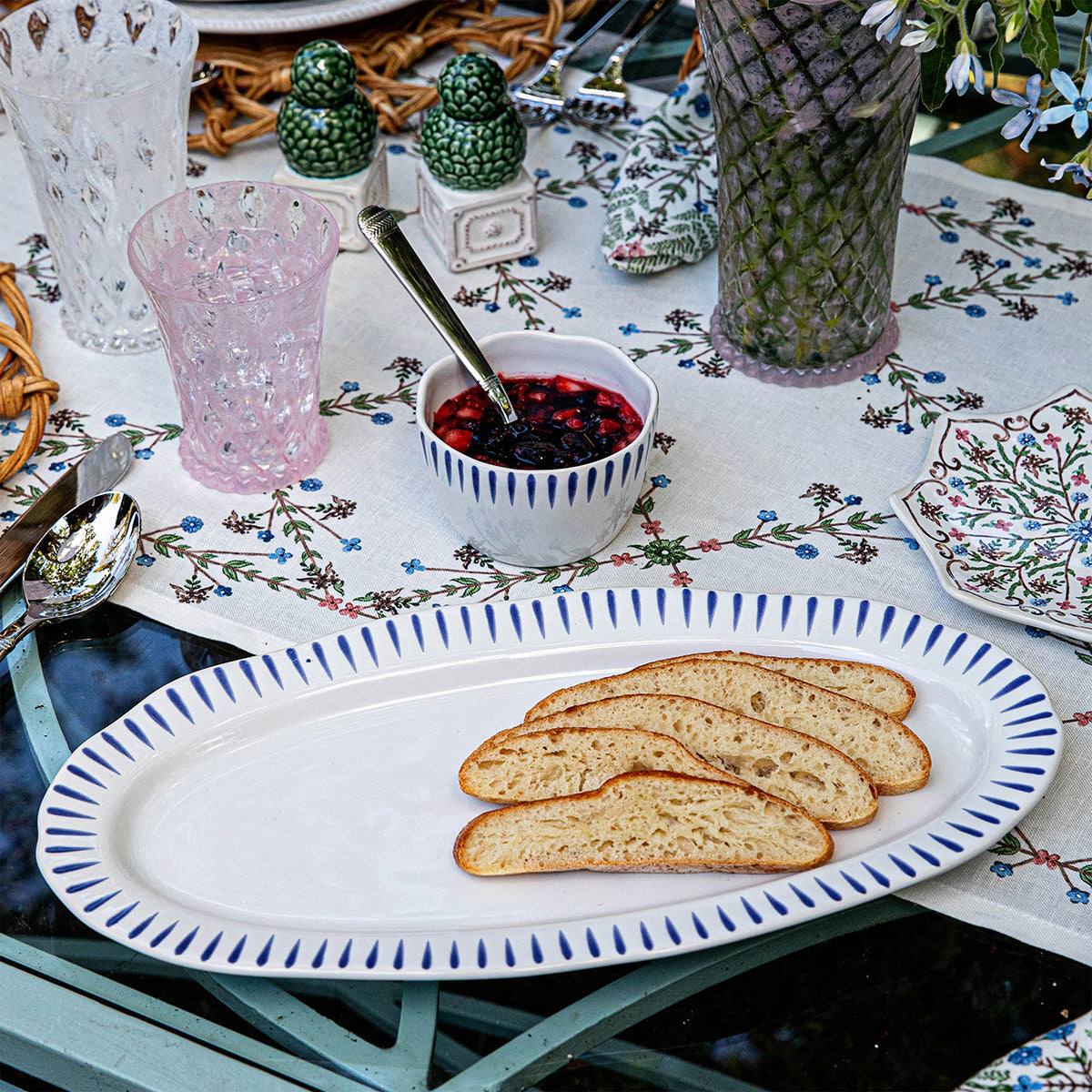 Sitio Stripe 15 in Hostess Tray - Delft Blue – Juliska