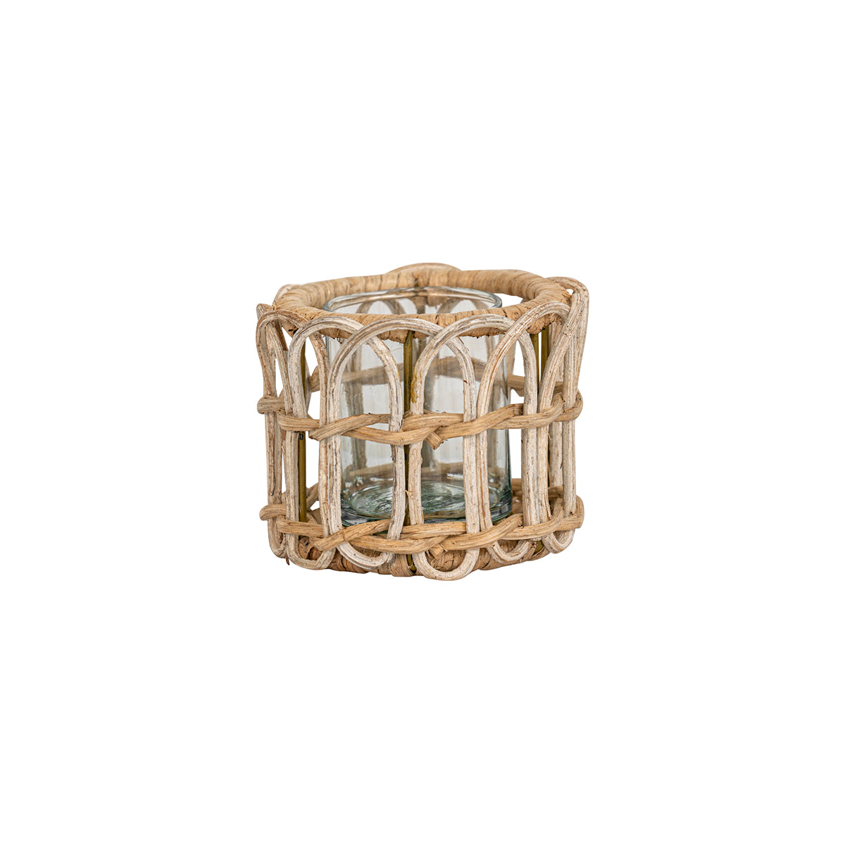 This elegantly woven rattan tea light is simultaneously neutral and whimsical, bringing an enchanting glow to any space it alights upon. This petite vessel also moonlights as a bewitching bud vase and makes any occasion decidedly more magical when displayed in multiples. 
