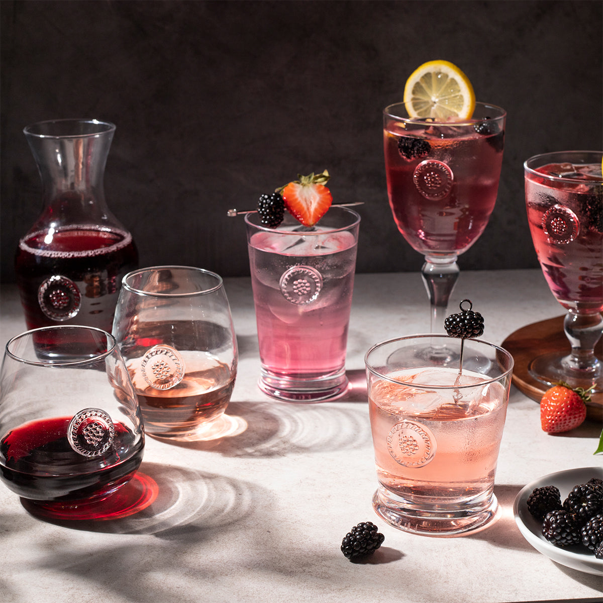 ベリーズ&グレープス ダブルリム ヴィンテージ ステンドグラス フルーツ苺 葡萄 Shop Berry & Thread Double Old Fashioned from Juliska.