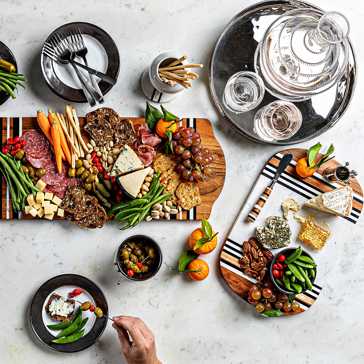 Stonewood Stripe 24 in Serving Board – Juliska